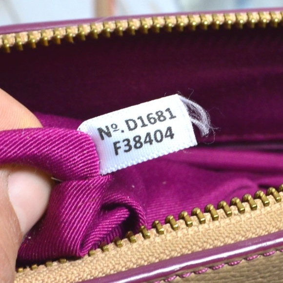 Coach Sierra Large F38404 Beechwood Leather Bag - Picture 6 of 6